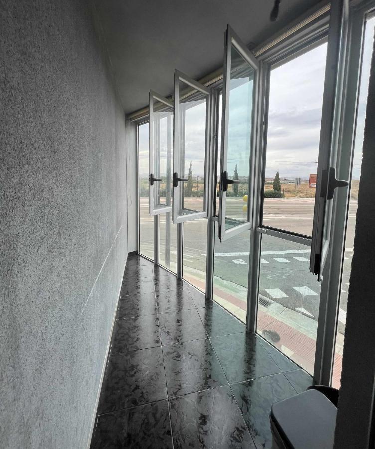 Murohouse Apartamento Con Piscina Сарагоса Екстериор снимка